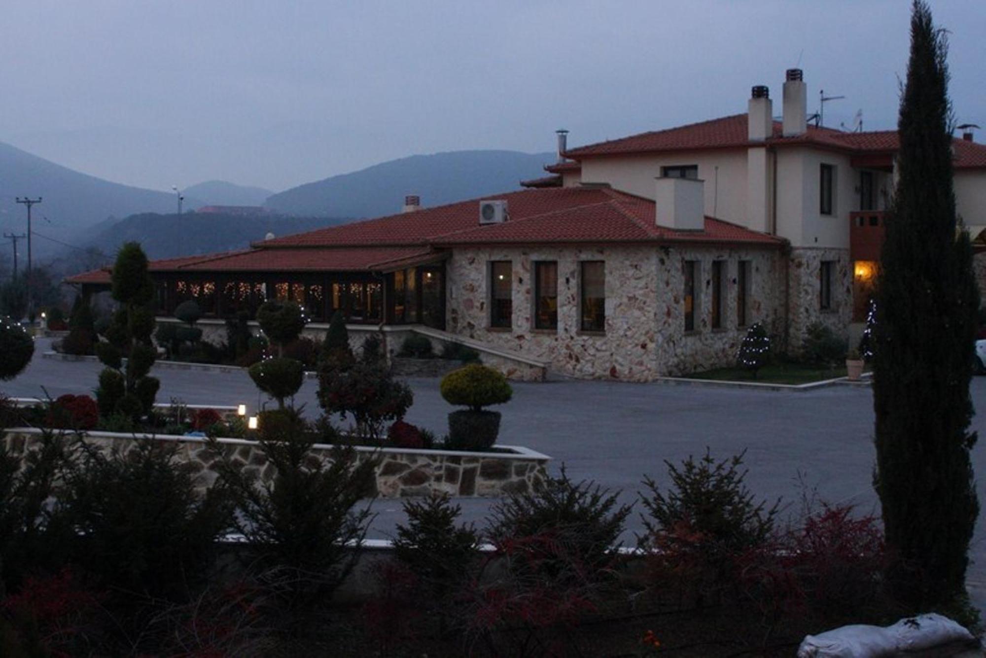 Lozitsi Hotel Бер Екстериор снимка
