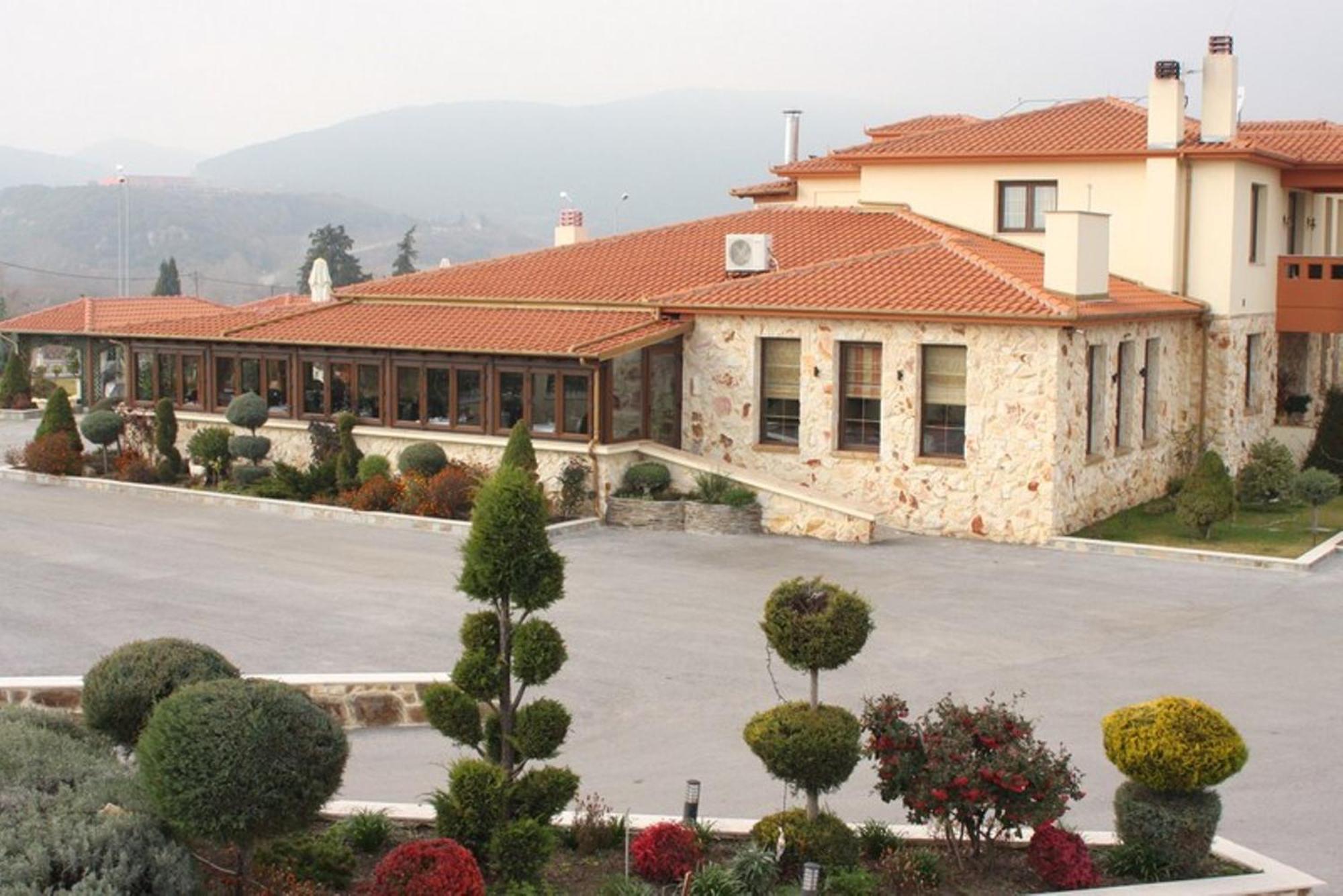 Lozitsi Hotel Бер Екстериор снимка