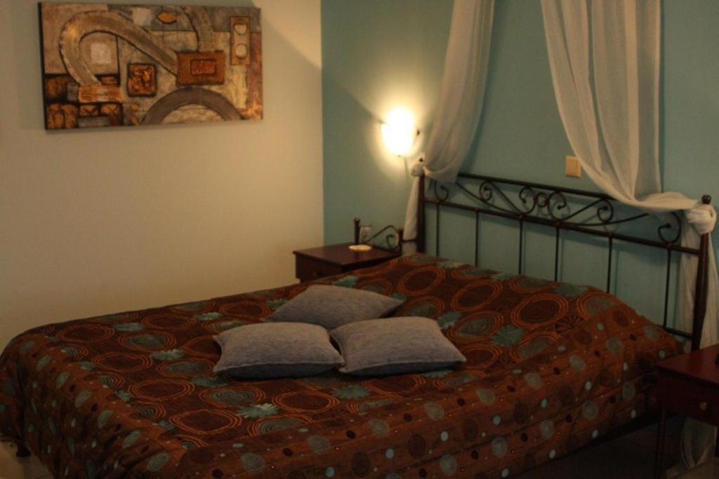 Lozitsi Hotel Бер Стая снимка